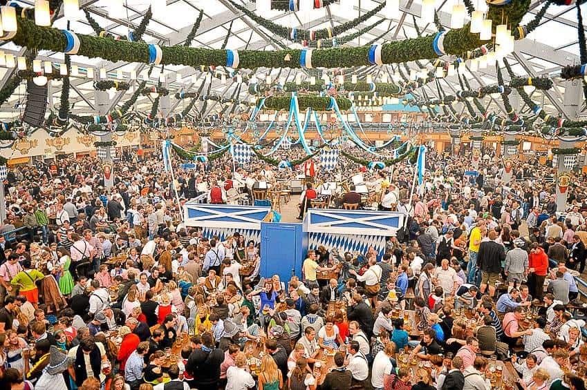 Oktoberfest München: Festzelt