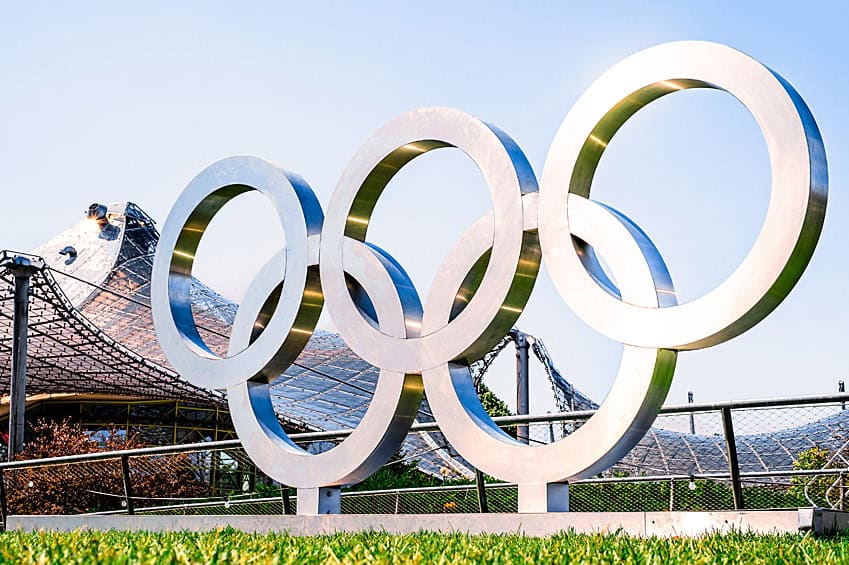 Olympiapark München: olympische Ringe